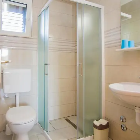 Katarina Appartement Sreser